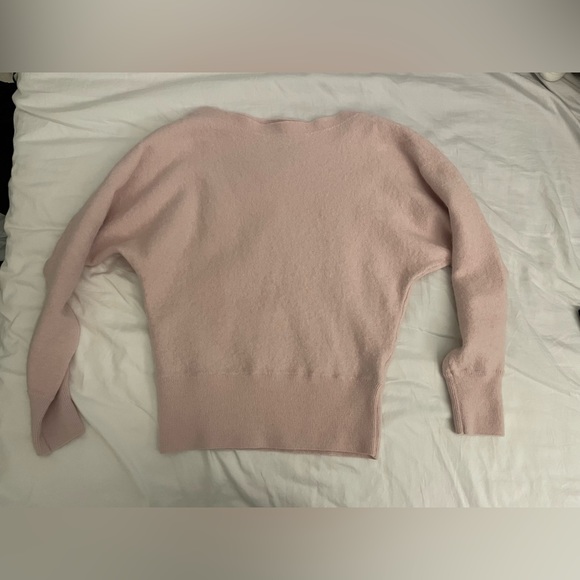 Must go before 27th! H&M Boat Neck Dolman Sleeve Sweater Size S - Picture 1 of 2